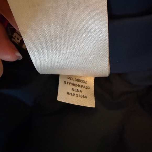 Patagonia Boys’ Down Sweater Jacket - Picture 6 of 8